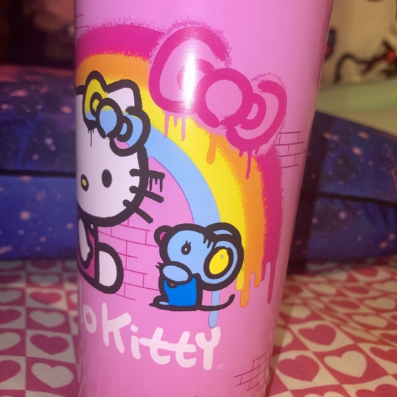 Hello kitty pink tumbler with straw - Picture 3 of 5